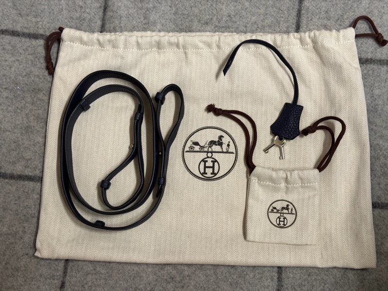 愛馬仕 Sac a Depeches 29 銀釦 九五成新-15