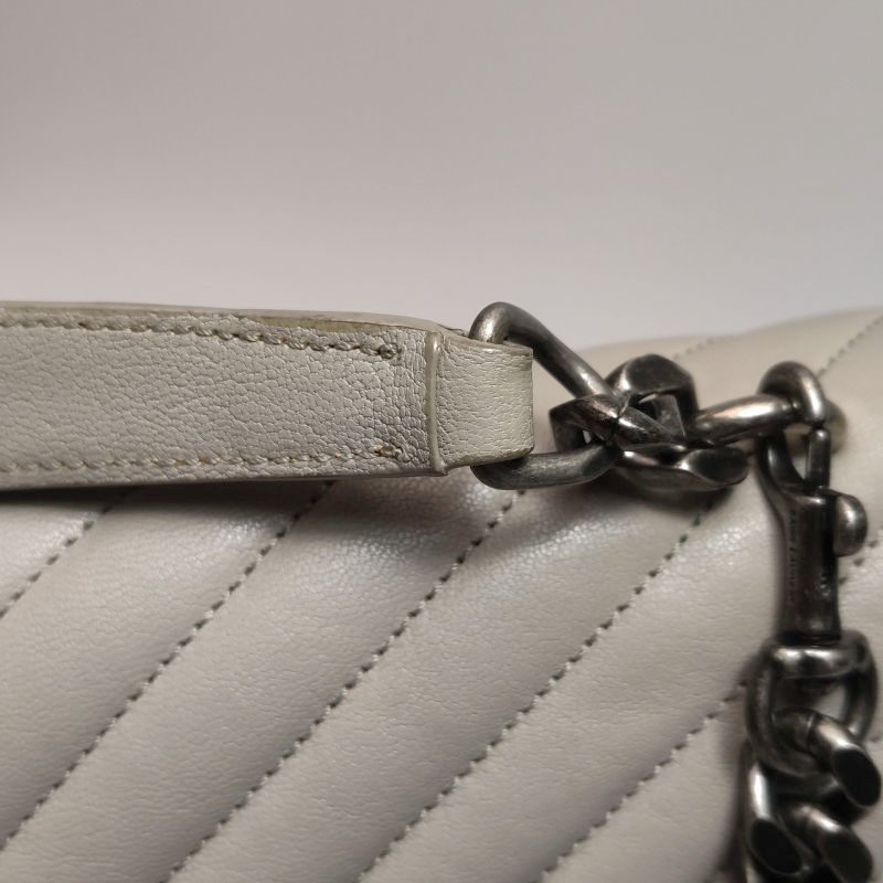 Saint Laurent College羊皮純色V紋YSL標誌單肩包-19