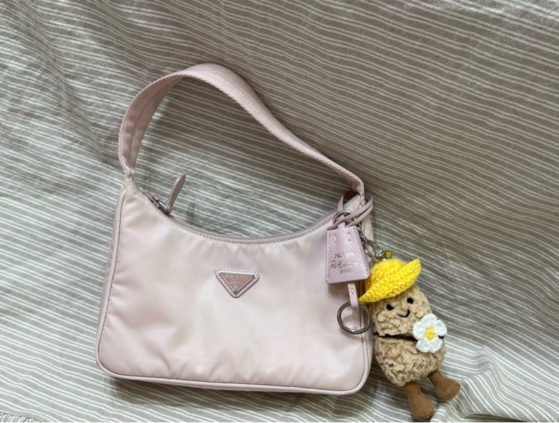 Prada hobo腋下包 櫻花粉-0