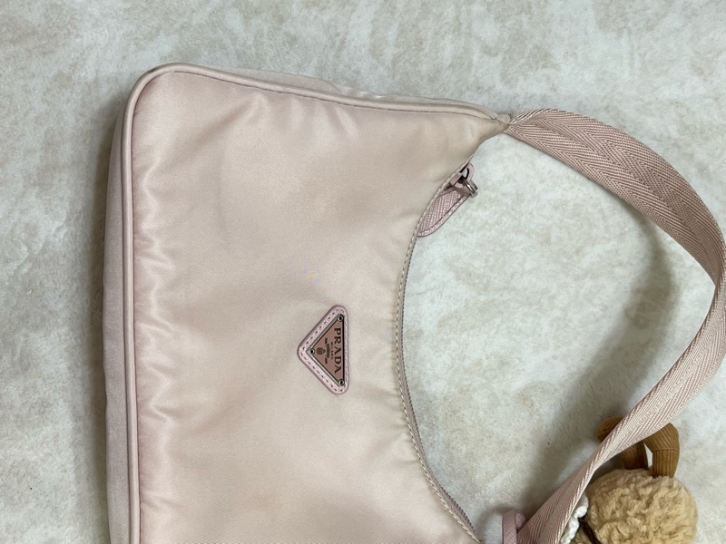 Prada hobo腋下包 櫻花粉-2