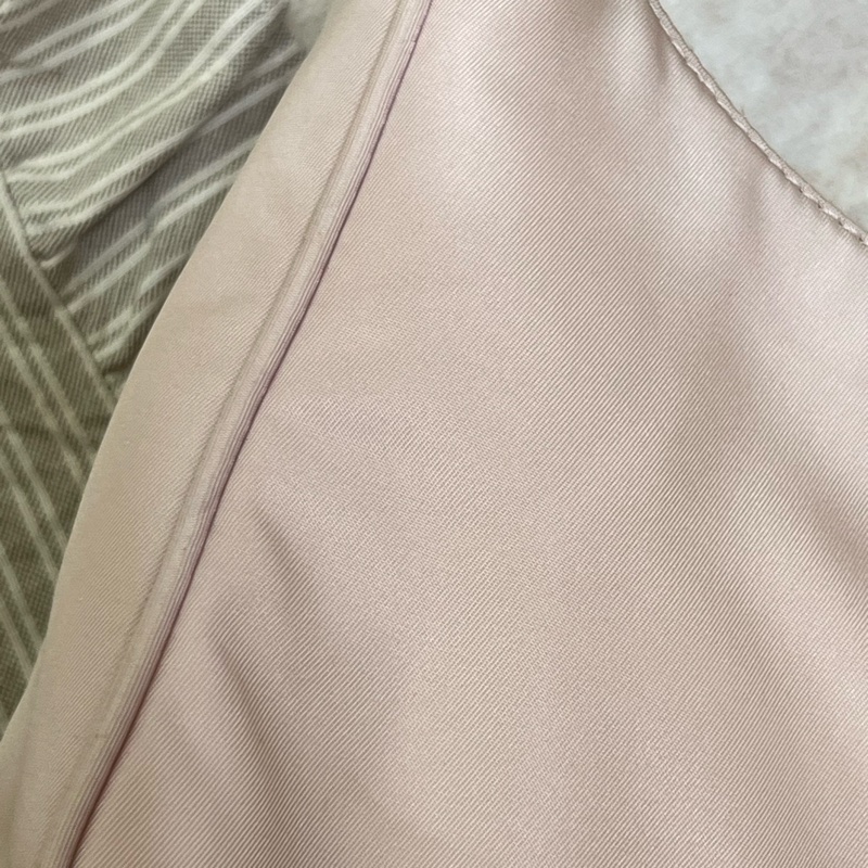 Prada hobo腋下包 櫻花粉-11