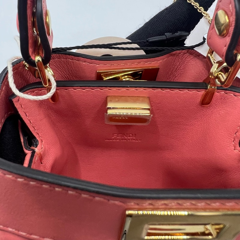 FENDI芬迪 Peekaboo斜挎手提包 粉色-12