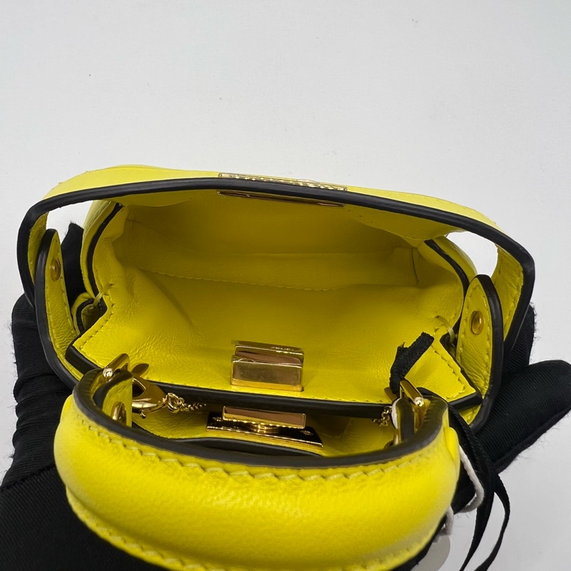 FENDI芬迪 Peekaboo斜挎手提包 黃色 迷你款 经典扭锁 可手提 可肩背 手柄可拆卸-9