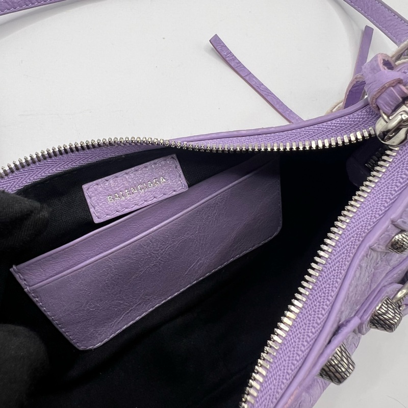 Balenciaga/巴黎世家Le Cagole mini紫色油蜡皮 鳄鱼压纹牛皮粉色腋下机车包mini 超辣怎么搭配都好看～20*13cm-9