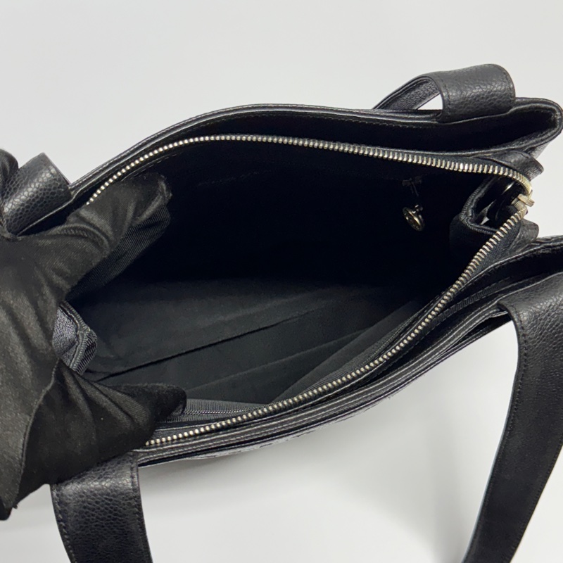 【超！級！新】 Chanel 黑銀 魚子醬牛皮 肩背托特包👜 （專櫃261,300）-15