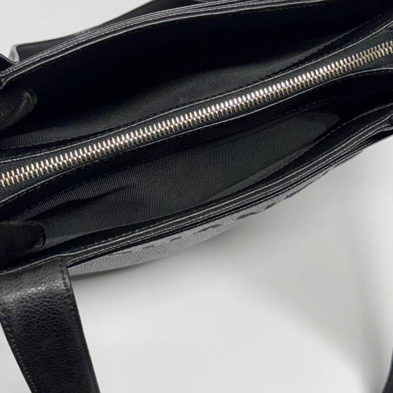 【超！級！新】 Chanel 黑銀 魚子醬牛皮 肩背托特包👜 （專櫃261,300）-16