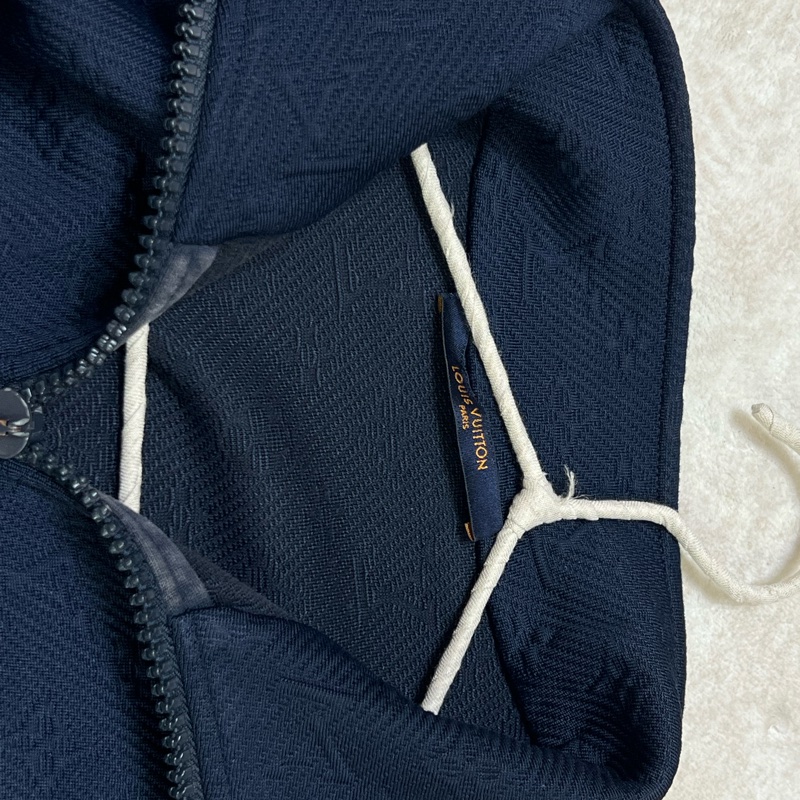 LV Monogram 全拉鏈上衣 壓紋設計-7