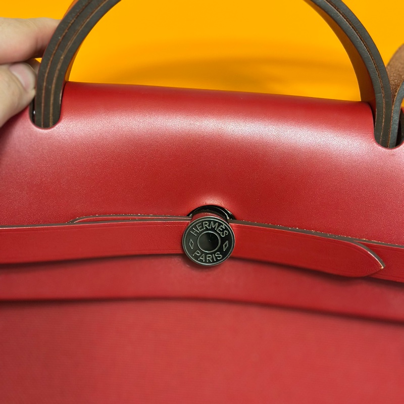 Hermès 愛馬仕 HerBag 31 （D刻/石榴紅/銀扣） 手提/肩背兩用包-6