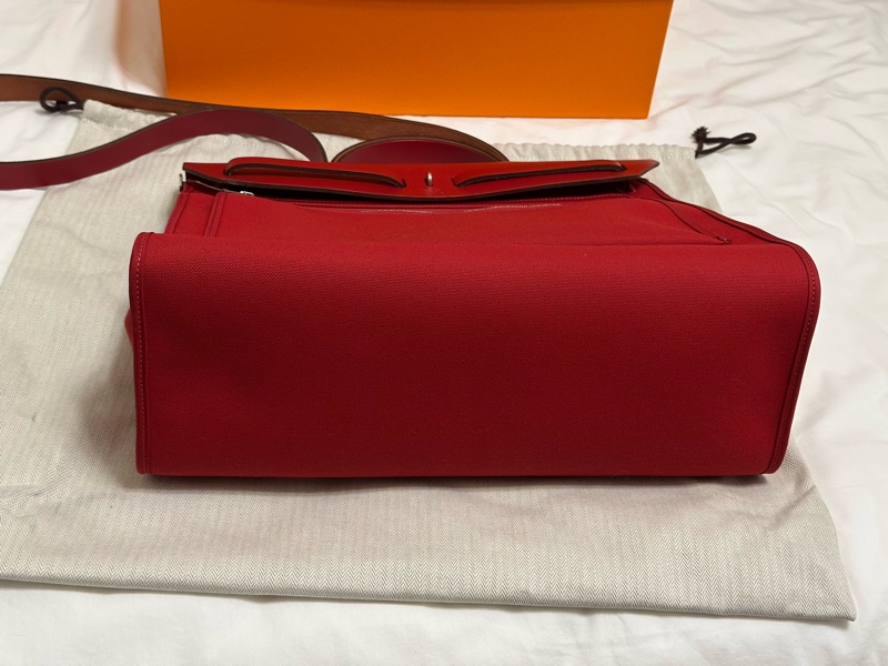 Hermès 愛馬仕 HerBag 31 （D刻/石榴紅/銀扣） 手提/肩背兩用包-18