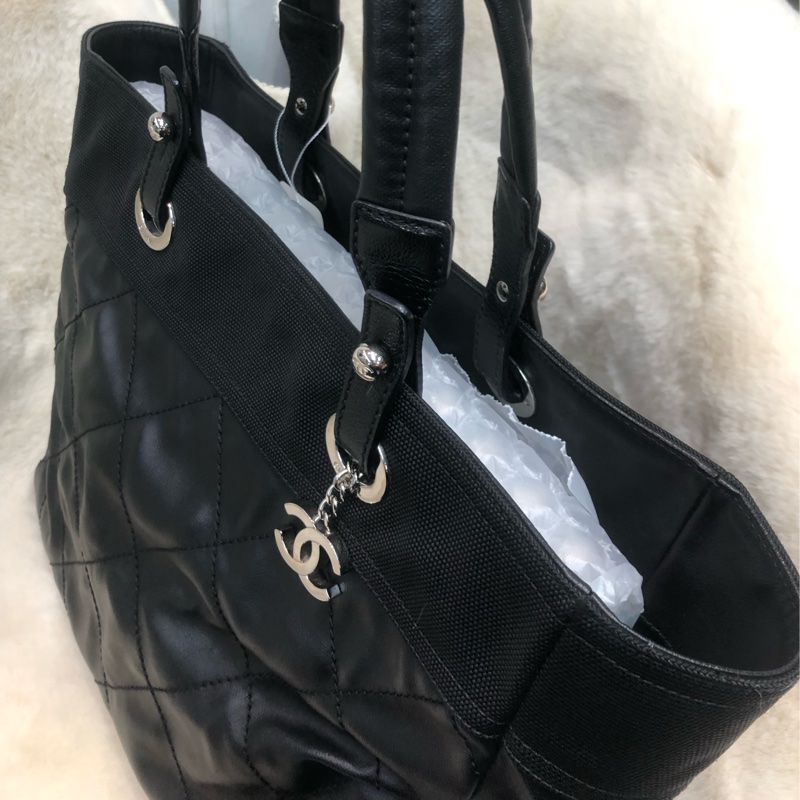 Chanel 黑色菱格上肩 Tote Bag XC242-9