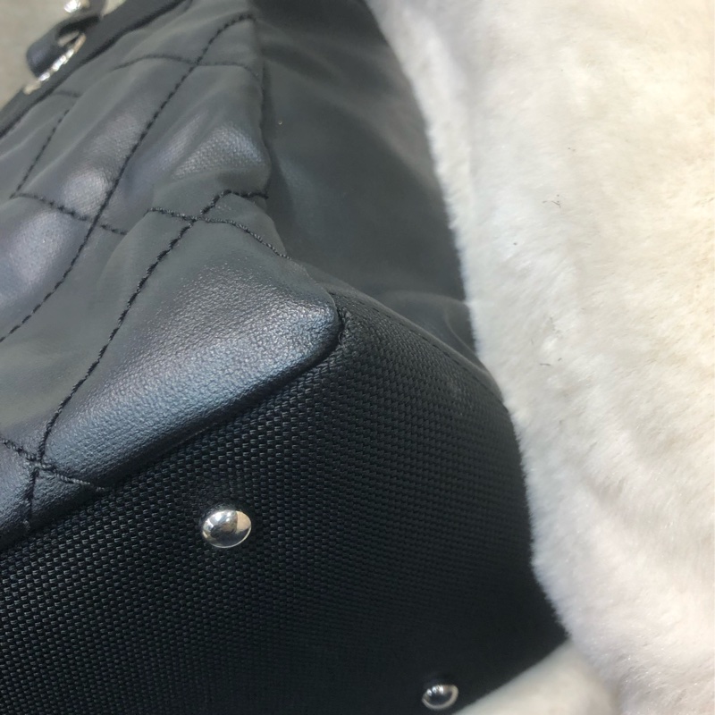 Chanel 黑色菱格上肩 Tote Bag XC242-11