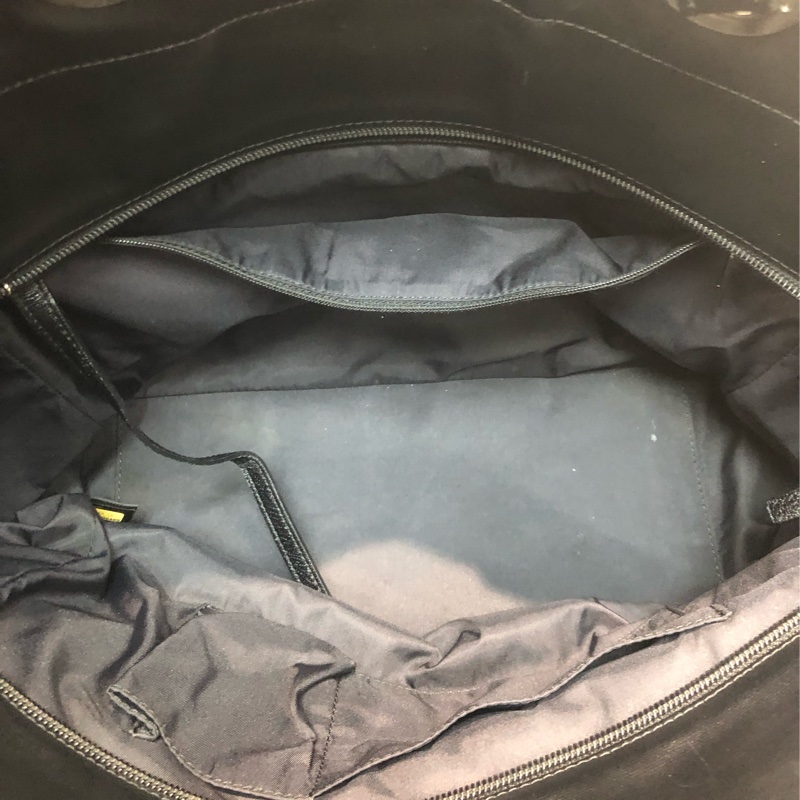 Chanel 黑色菱格上肩 Tote Bag XC242-23