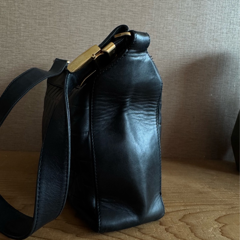 Chanel 冰格黑金單肩包-2