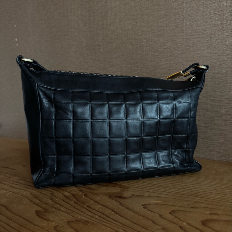 Chanel 冰格黑金單肩包-14