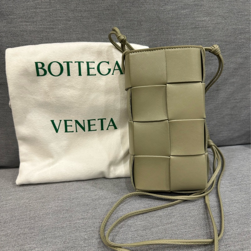 全新 BV Bottega Veneta CASSETTE 手機包 斜背小包 鼠尾草綠-5