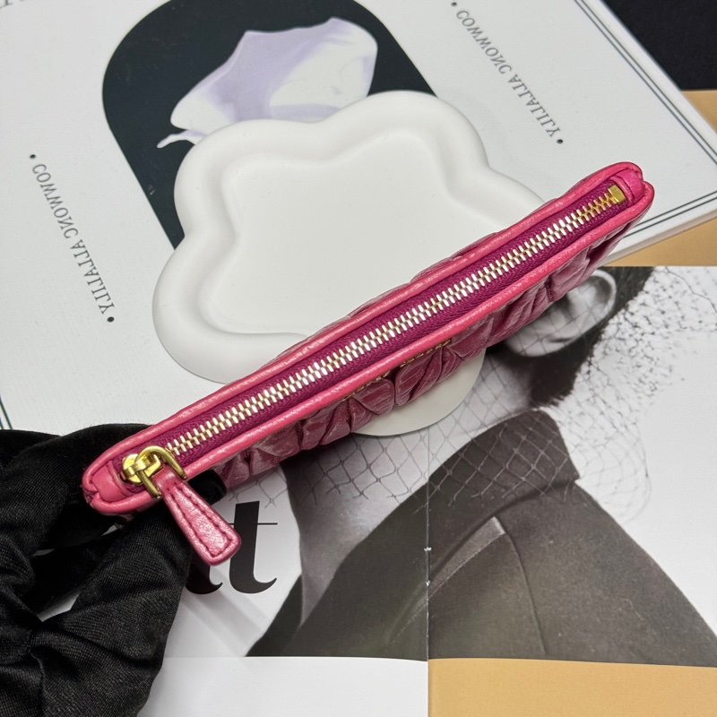 🏷️Miu Miu 千金風 羊皮零錢包-2