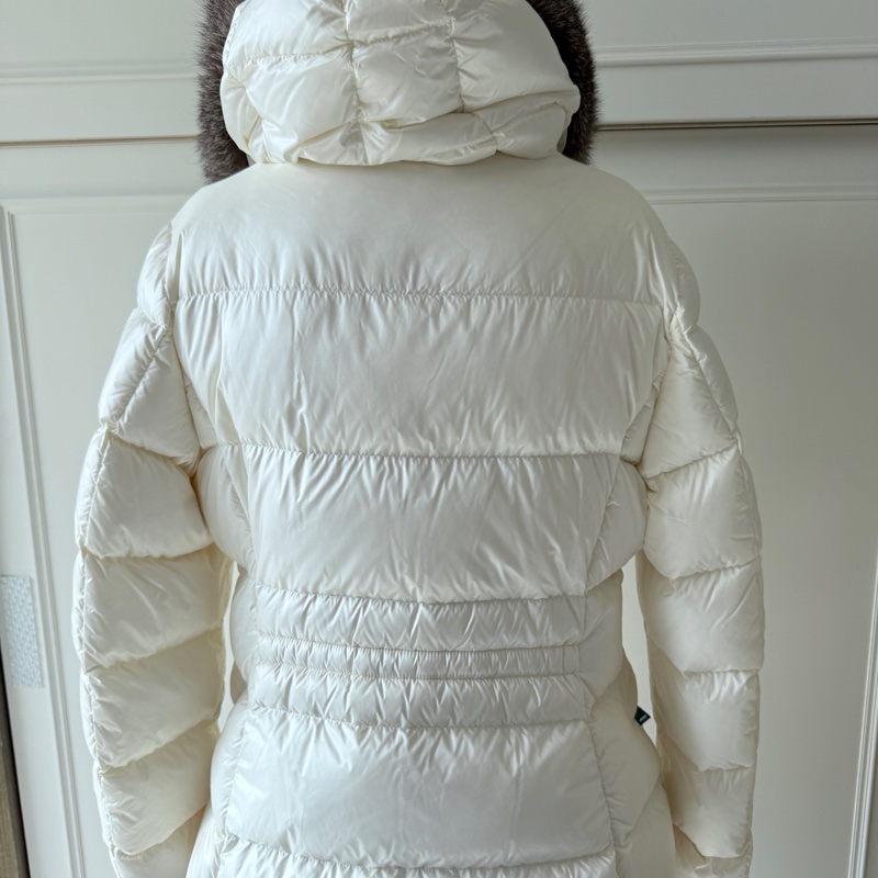 全新✨Moncler boed 真狐狸毛領羽絨外套 #4-3