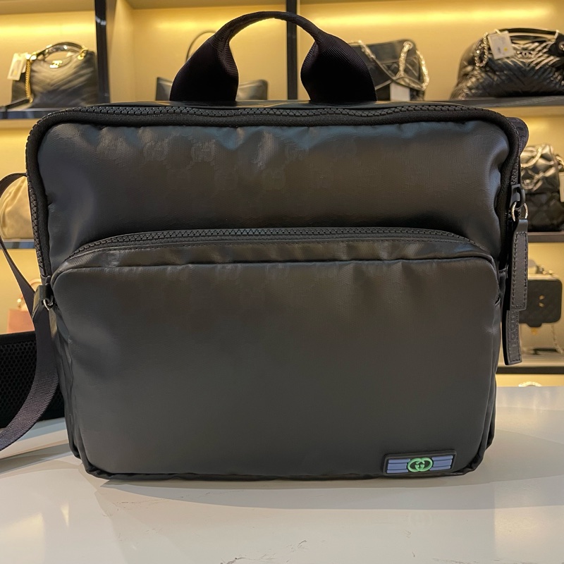 Gucci 款黑色水晶皮双层邮差-0