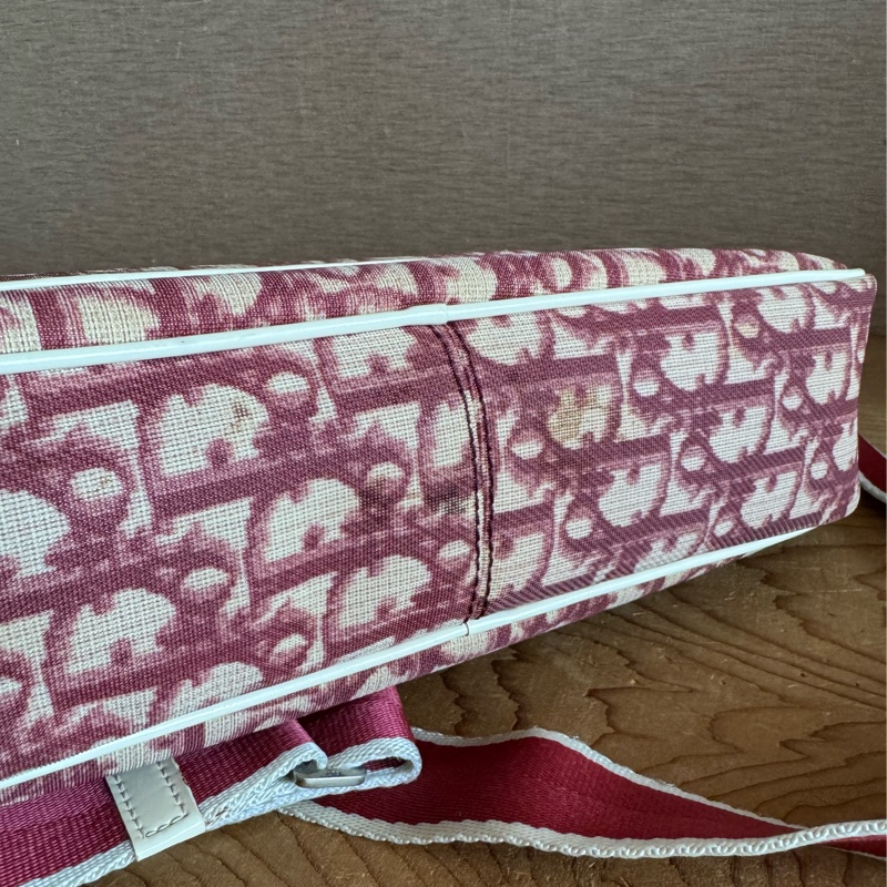 Dior 酒紅色數字老花側背包-23