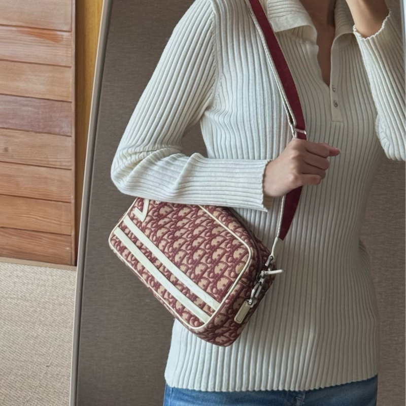 Dior 酒紅色數字老花側背包Monogram Trotter No. 2-3