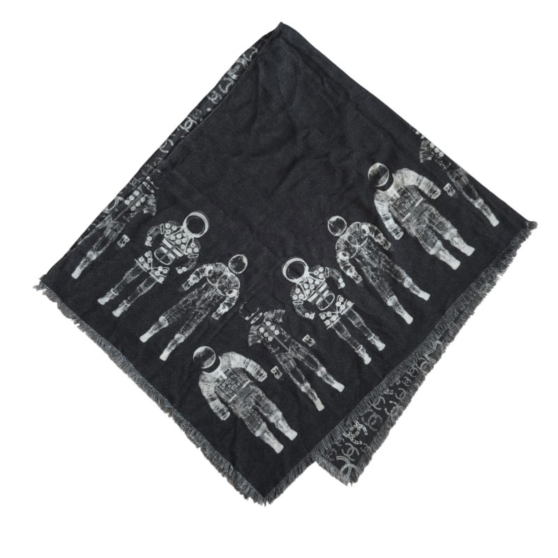 CHANEL CC 雙面 純羊絨 圍巾 披肩-3