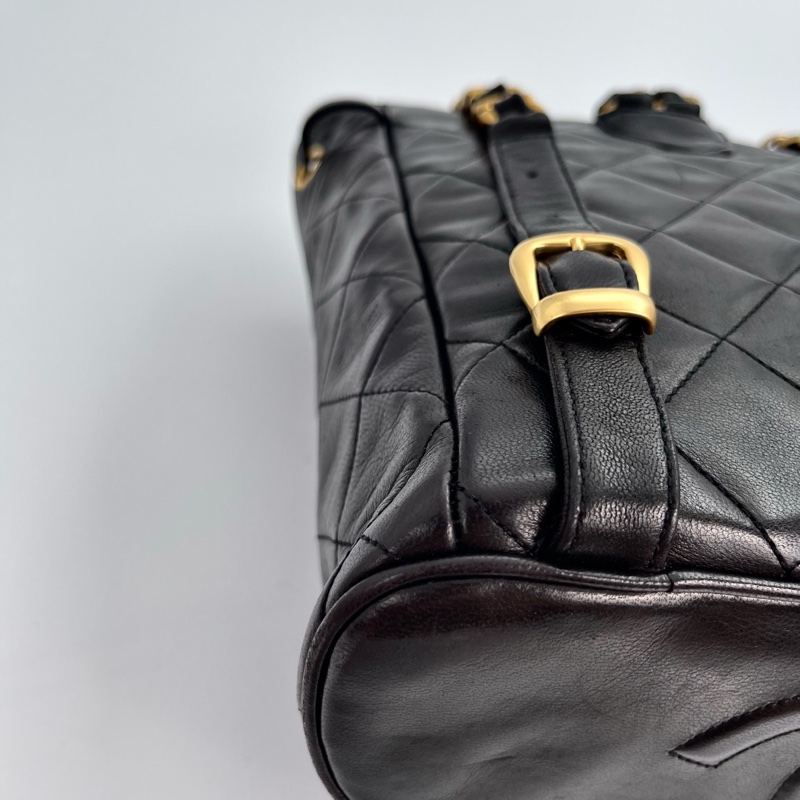「JL精品代購」香奈兒黑金羊皮duma雙肩包-10