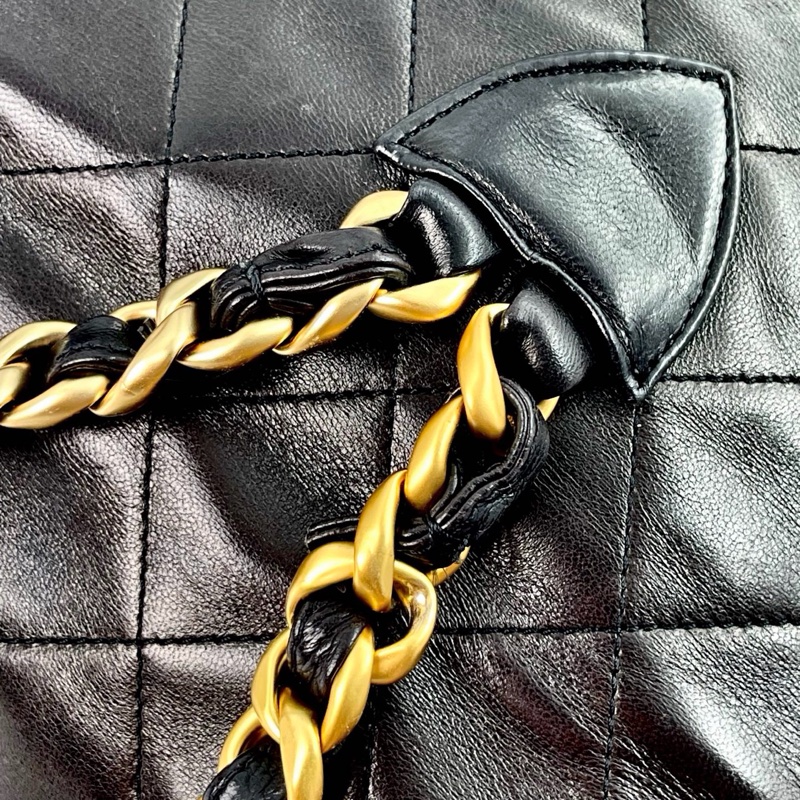 「JL精品代購」香奈兒黑金羊皮duma雙肩包-17