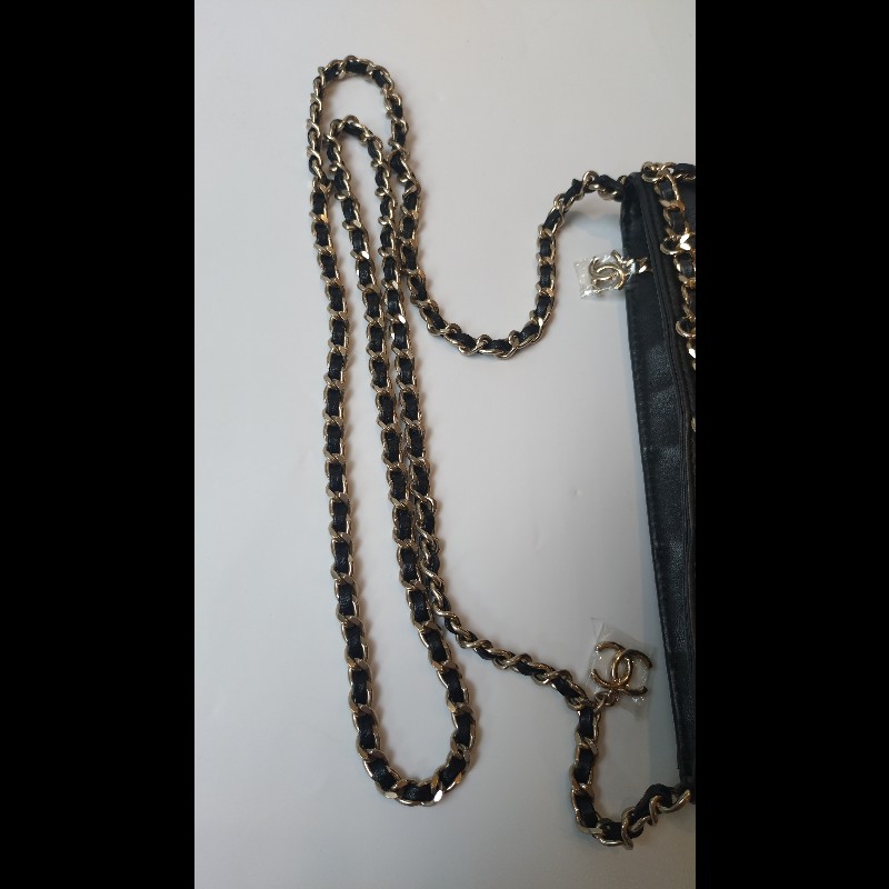 Chanel 金鍊黑皮方格鍊帶小斜背包-15