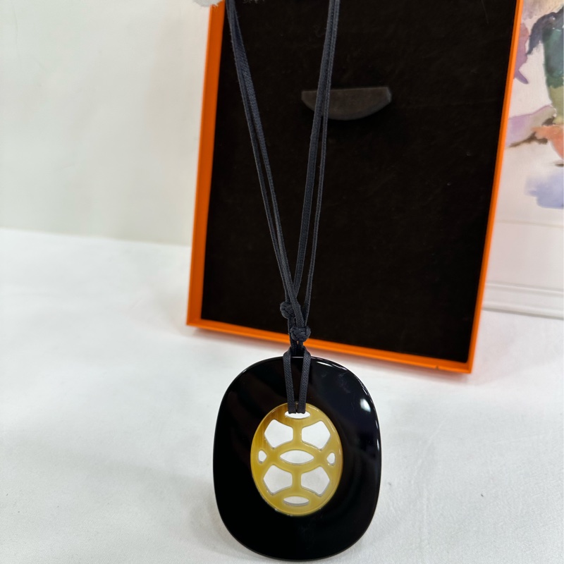 愛馬仕 水牛角項鍊車掛 吊墜-2