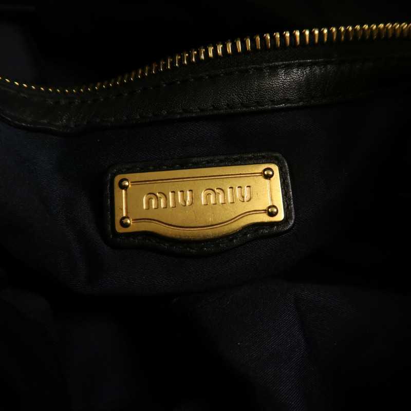 Miu Miu 皮革Hand Bag金扣手挽袋-5