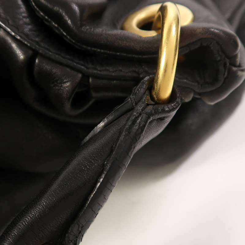 Miu Miu 皮革Hand Bag金扣手挽袋-19