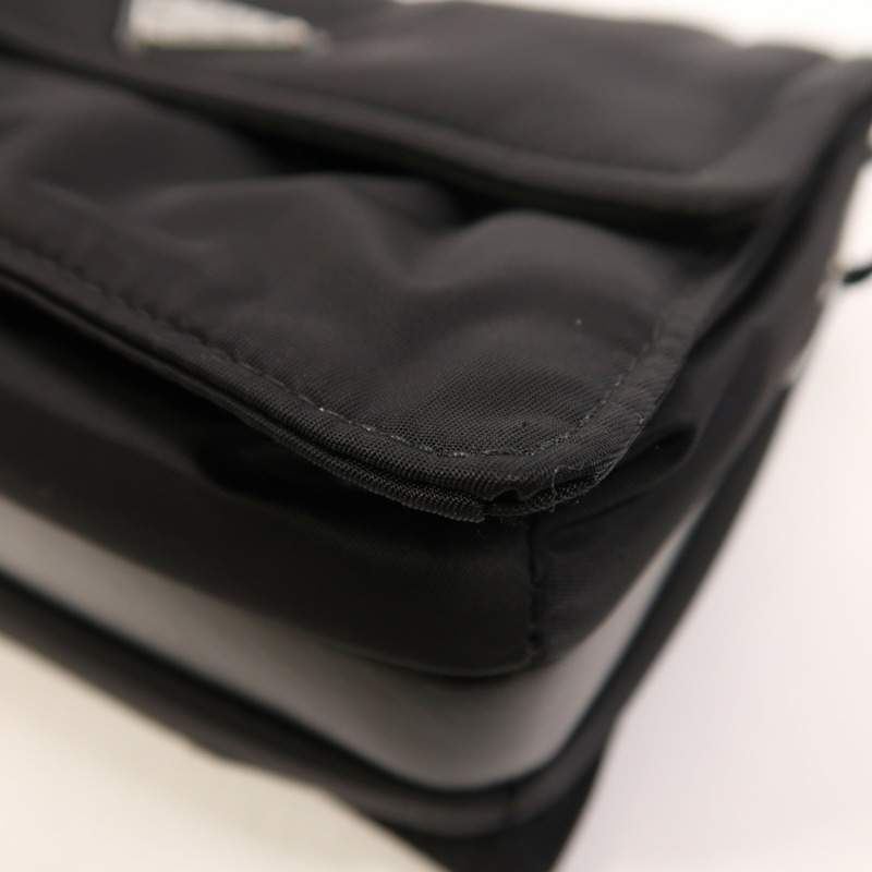 PRADA 尼龍Traveller Re-Nylon肩背袋-11