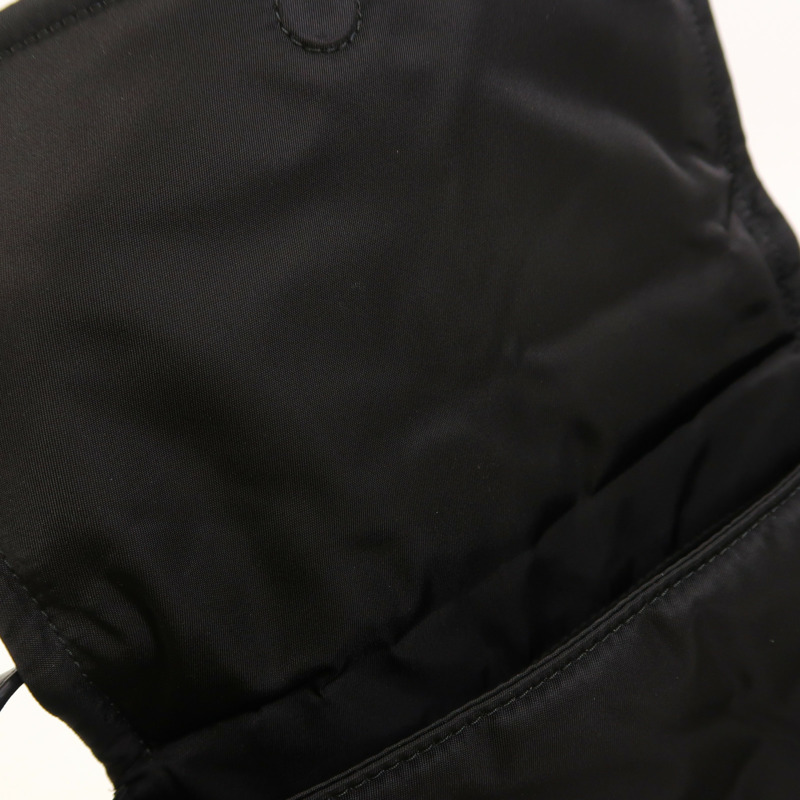 PRADA 尼龍Traveller Re-Nylon肩背袋-15