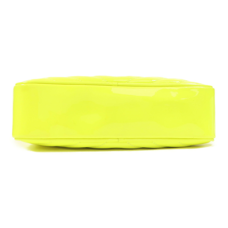 SAINT LAURENT 漆皮皮革Lou Camera Bag銀扣肩背袋-3