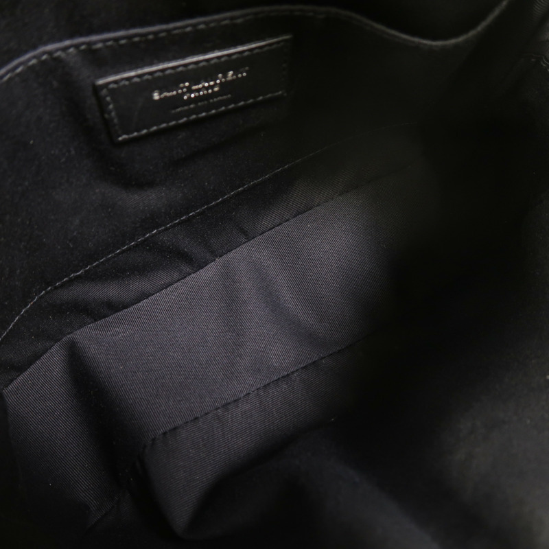 SAINT LAURENT 漆皮皮革Lou Camera Bag銀扣肩背袋-4