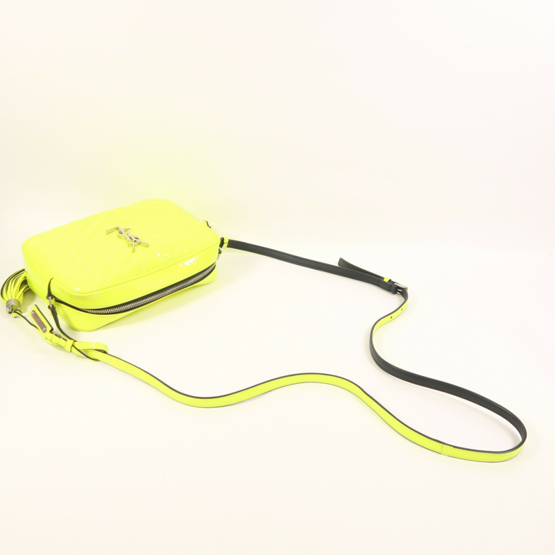 SAINT LAURENT 漆皮皮革Lou Camera Bag銀扣肩背袋-7