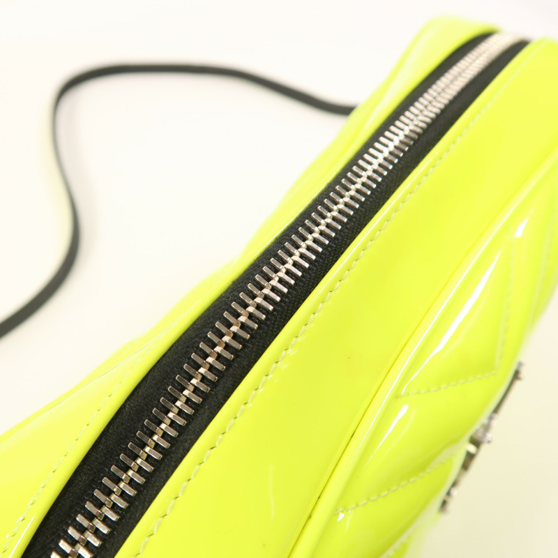 SAINT LAURENT 漆皮皮革Lou Camera Bag銀扣肩背袋-15