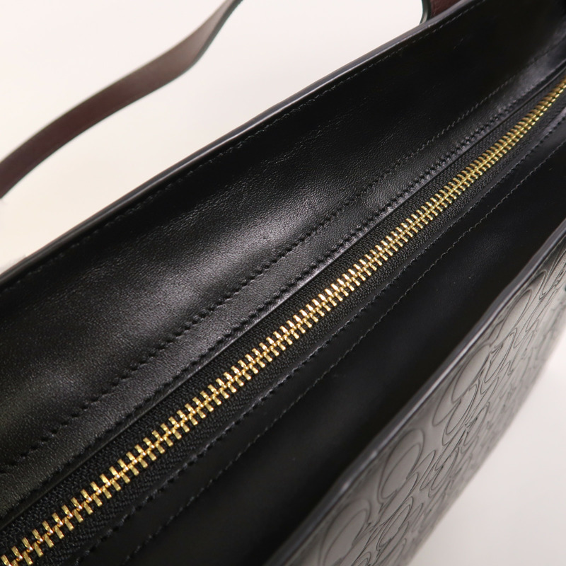 COACH 牛皮皮革Central Tote金扣肩背袋-13