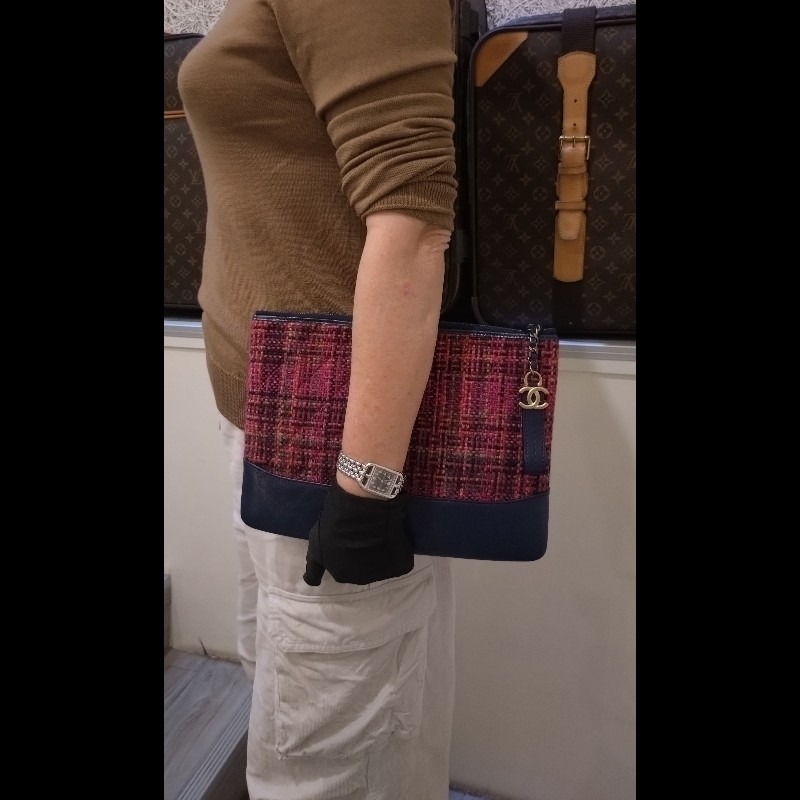 Chanel 深藍皮邊桃紅毛呢手拿包-4