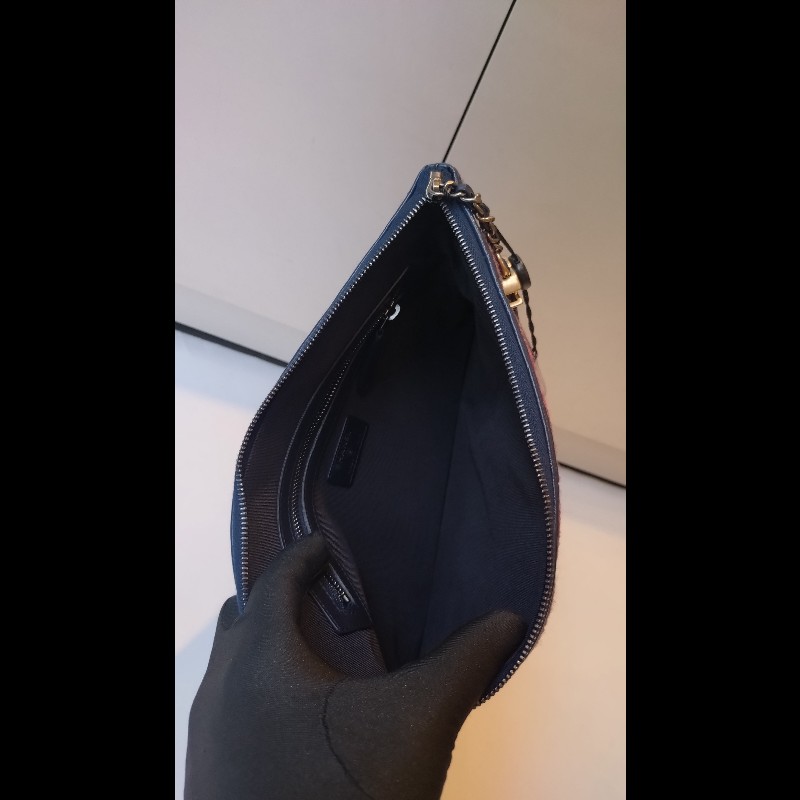 Chanel 深藍皮邊桃紅毛呢手拿包-16