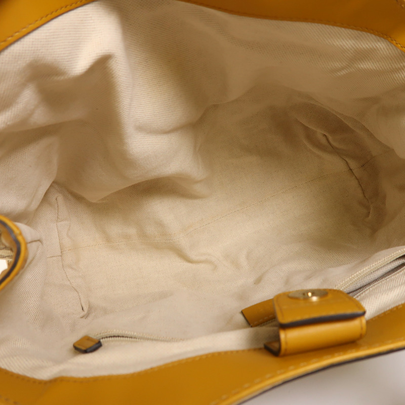 GUCCI 帆布Sukey金扣肩背袋-4