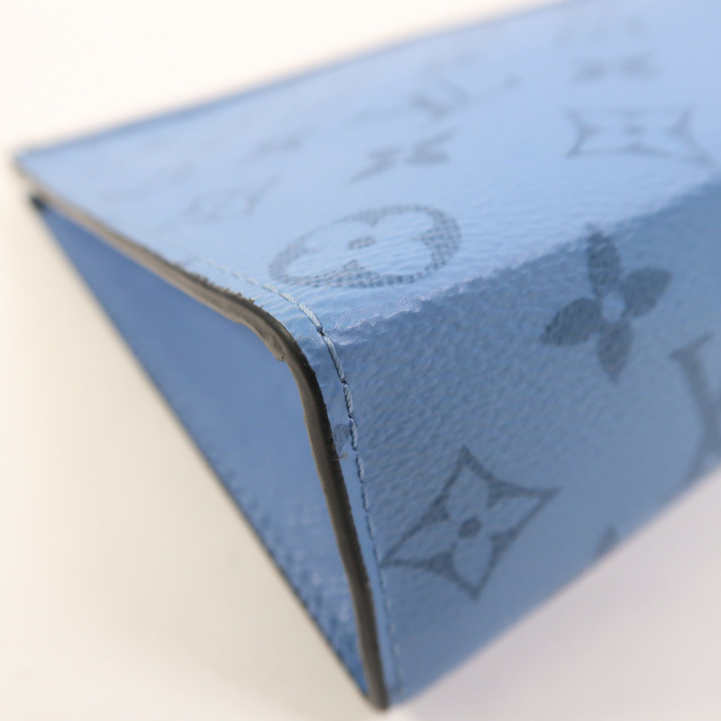 LOUIS VUITTON Taigarama Pochette Voyage MM銀扣手拿包-7