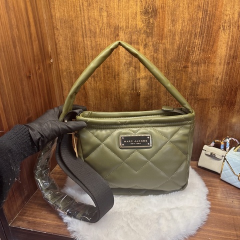 Marc Jacobs 橄欖綠菱格紋手提包
