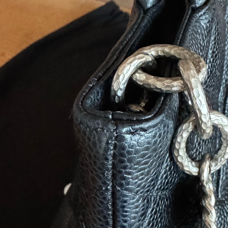 Chanel 銀幣魚子醬希爾頓手提包 9.5成新-21