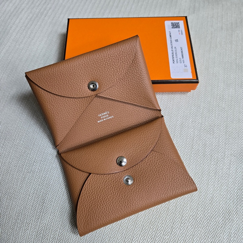 全新 HERMÈS 愛馬仕 Calvi Duo 卡夾 黑色、金棕色 Epsom-7