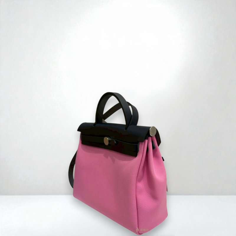 JS0379-Hermes 泡泡糖粉/寶石紅銀釦帆布Herbag 31-2
