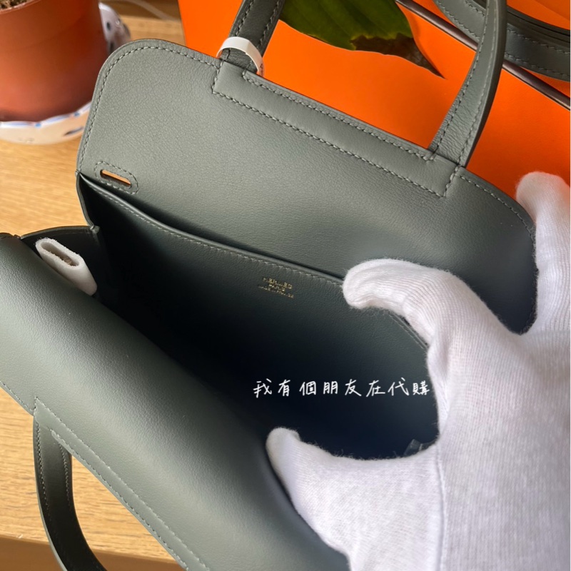 《我有個朋友在代購》愛馬仕Halzan mini全新全配-5