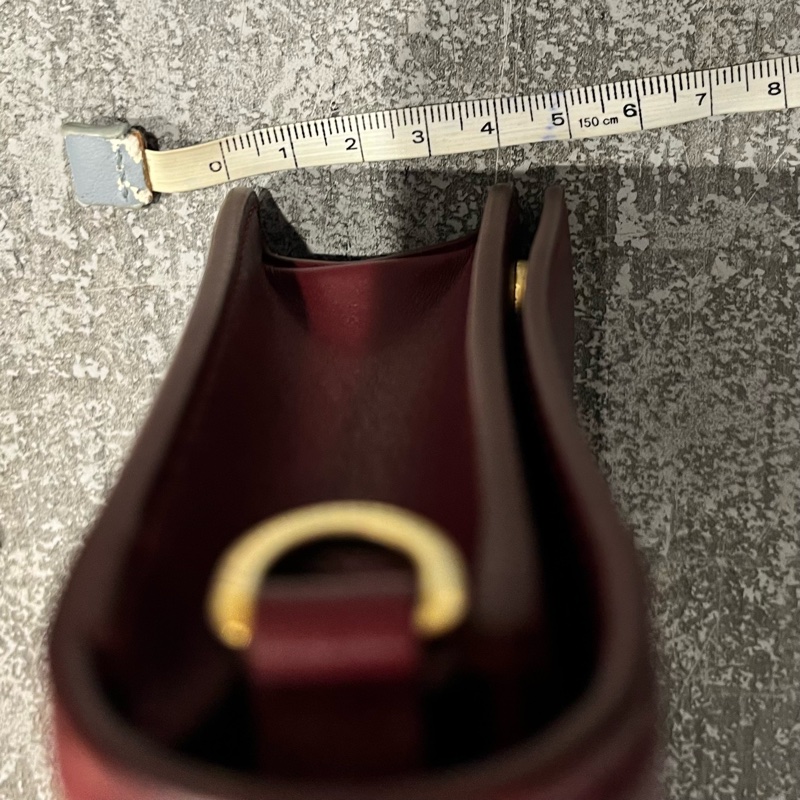 二手美品 miu miu 酒紅色小牛皮鏈包 晚宴包 發財包WOC-6