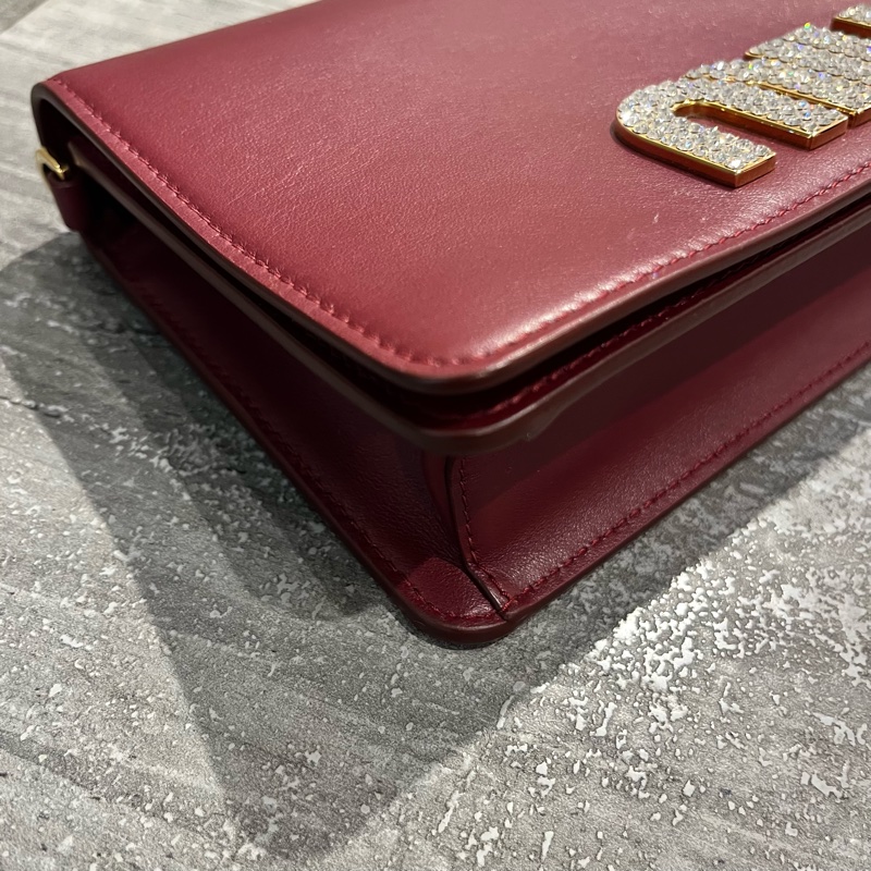 二手美品 miu miu 酒紅色小牛皮鏈包 晚宴包 發財包WOC-9
