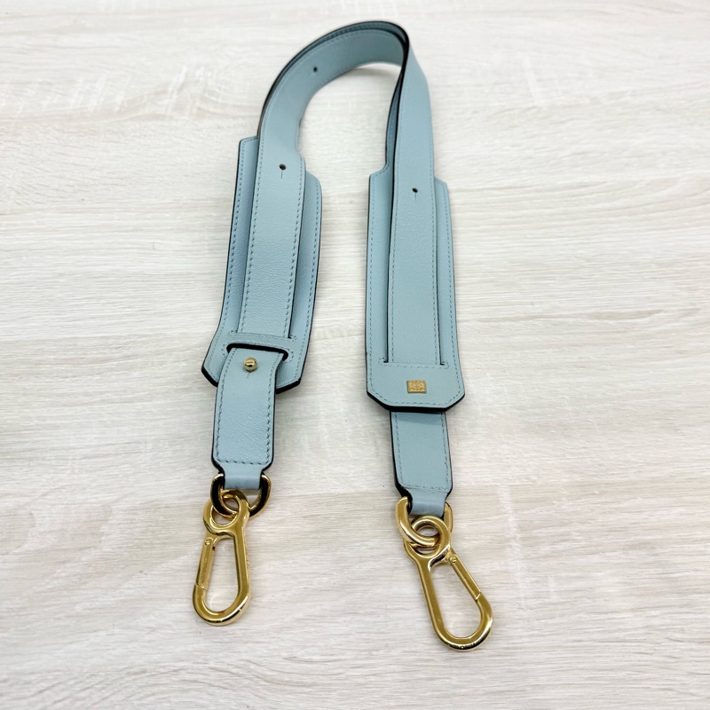 LOEWE淺藍色小牛皮中號puzzle側背包-9